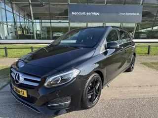 Mercedes-Benz B-Klasse 180 Ambition / Automaat / Leder / Stoelverw. / Led / Cruise / Parkeersensoren