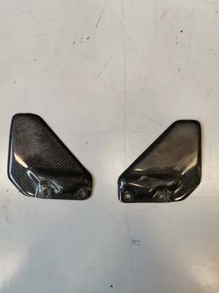 SCHETSPLAAT Aprilia RSV 1000 2004 - 2010 / 2004 - 2005 /