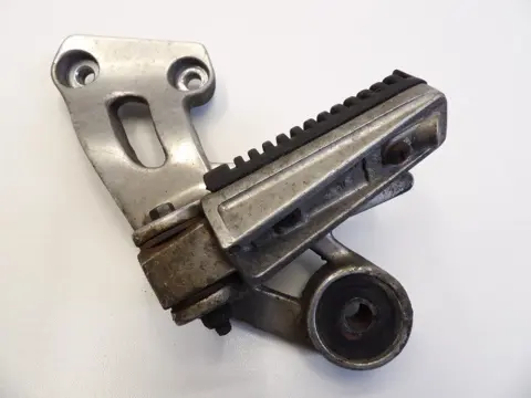 DUO VOETSTEUN LINKS Yamaha XJ 900 S Diversion 1994 - 2005