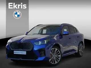 BMW iX2 xDrive30 M Sportpakket Pro | Innovation Pack | Comfort Pack | Glazen panoramadak | Parking A