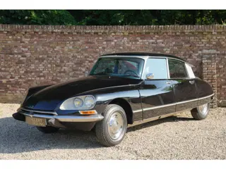 Citroën DS 23 Pallas "Original paint - 56.000 kms" In exceptional state of preservation, First paint