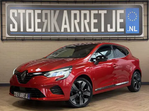 Renault Clio 1.3 TCe 130 Intens | Groot Navi | 360 | Stoel & Stuur verwarming | 17"| 100% Dealer ond