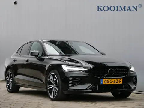 Volvo S60 2.0 Recharge T8 AWD R-Design 390 Pk Automaat Navigatie / DAB / Apple Carplay / Camera