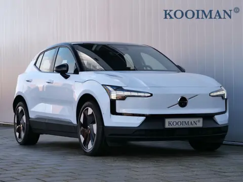 Volvo EX30 Single Motor Extended Range Ultra 69 kWh 272 Pk Automaat Navi / Pano-dak / Leer / 2 x Cam