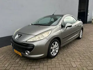 Peugeot 207 CC 1.6 VTi