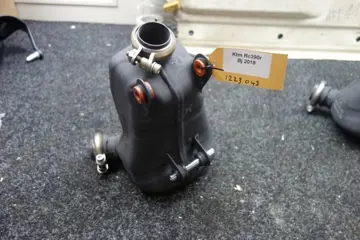 UITLAAT KTM RC 390 2015 - 2019