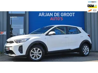 Kia Stonic 1.2 85PK 4 cilinder Airco Carplay® LM Velgen Dealer oh