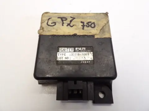 CDI UNIT Kawasaki GPZ 750 1984 - 1988