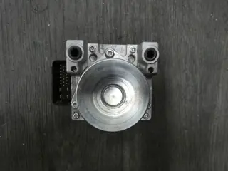 ABS POMP Triumph Speed Triple 1050 2011 - 2012