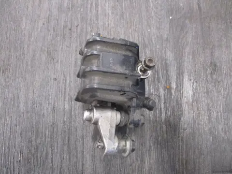ACHTER REMKLAUW Honda VFR 750 1990 - 1993