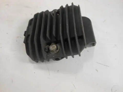 SPANNINGSREGELAAR Yamaha XVS 650 Dragstar 1997 - 2005
