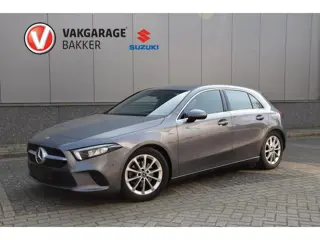 Mercedes-Benz A-klasse 200 Launch Edition | Automaat | trekhaak elektrisch uitklapbaar | stof/ledere