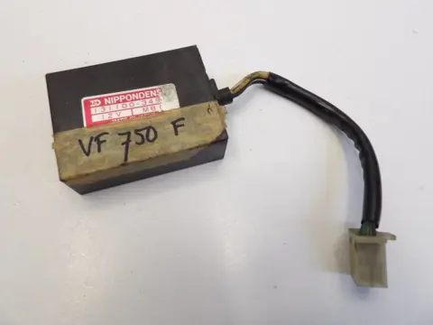 CDI UNIT Honda VF 700 750 F 1982 - 1985