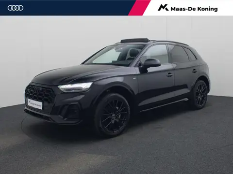 Audi Q5 50TFSIe 220kW/299PK S Line · Panoramadak · Camera + Parkeersensoren · Apple/Android Car Play