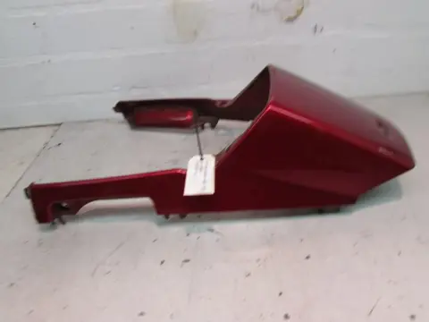 ACHTERKUIPDEEL Honda VF 700 750 S Sabre 1982 - 1985