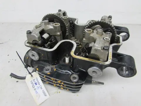 CILINDERKOP Honda VF 700 750 S Sabre 1982 - 1985