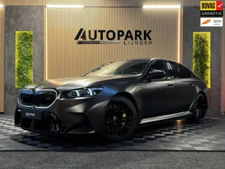 BMW 5-serie M5 CARBON|KERAMISCH|AKRA|BOWERS & WILKNIS|727PK|FABRIEKSGARANTIE|BOMVOL!