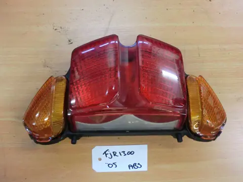 ACHTER LICHT Yamaha FJR 1300 2003 - 2005