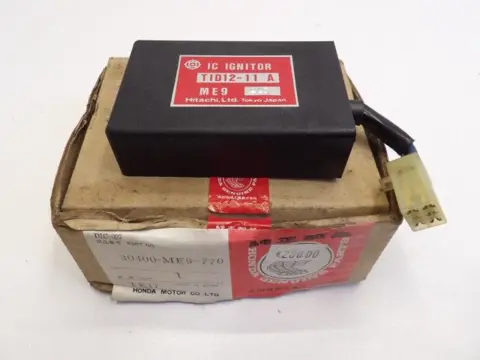 CDI UNIT Honda VT 700 750 1983 - 1985