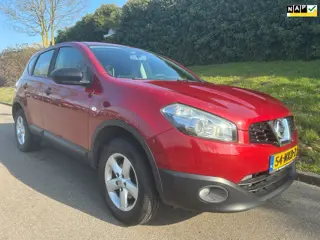 Nissan Qashqai 1.6 Visia - Airco - Cruise control - Trekhaak - Mistlampen
