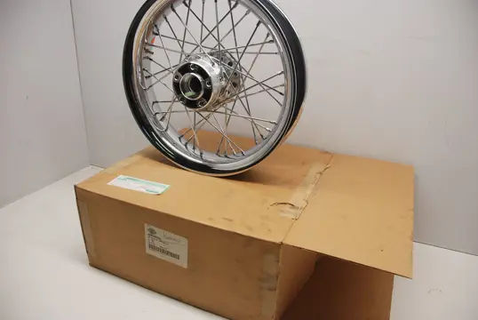 ACHTER VELG Harley Davidson Softtail 2000 - 2017