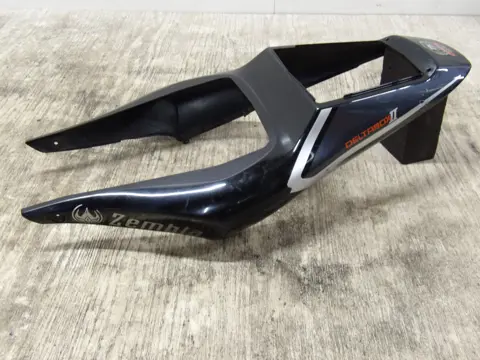 ACHTERKUIPDEEL Yamaha YZF R6 1998 - 2002