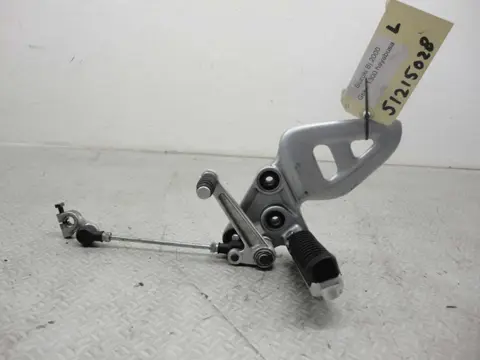 LINKER SCHETSPLAAT Suzuki GSX R 1300 Hayabusa 1998 - 2007