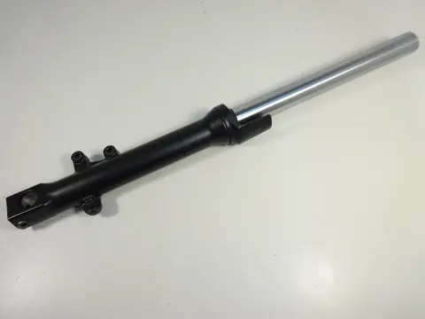 VOORPOOT RECHTS COMPLEET Kawasaki ER 6 2005 - 2008