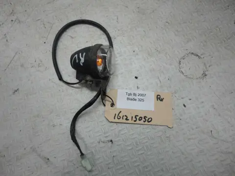KNIPPERLICHT RECHTS VOOR Overig TGB Blade 325 2006 - 2010