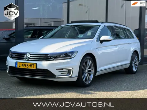 Volkswagen Passat Variant 1.4 TSI GTE Highline PANO/TREKHAAk