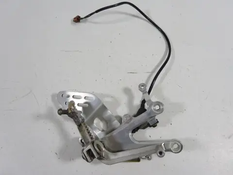 RECHTER SCHETSPLAAT Yamaha YZF R6 2003 - 2005
