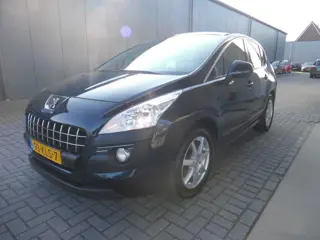 PEUGEOT 3008 1.6 VTI ST