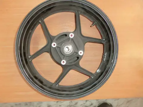 ACHTER VELG Kawasaki Z 750 2004 - 2006