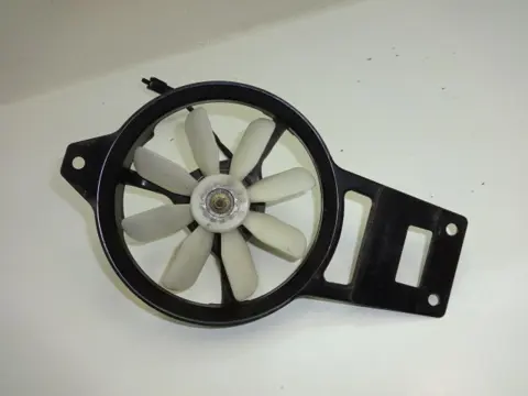 VENTILATOR Kawasaki GPZ 500 1988 - 1994