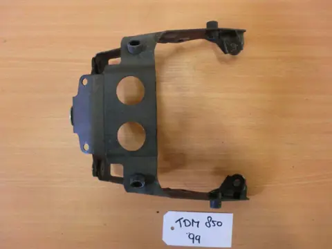ACHTER SUBFRAME Yamaha TDM 1996 - 2000