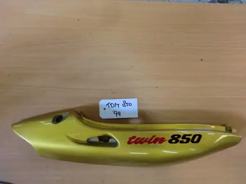 RECHTER ACHTERKANT Yamaha TDM 1996 - 2000