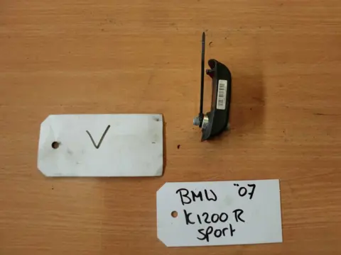 VOORVELG BMW K 1200 R 2005 - 2008