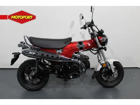 Honda ST 125 DAX (bj 2025)