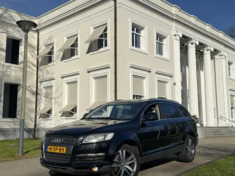 Audi Q7 4.2 FSI V8 7 PERS, RIJKLAAR, MOOI EN GOED