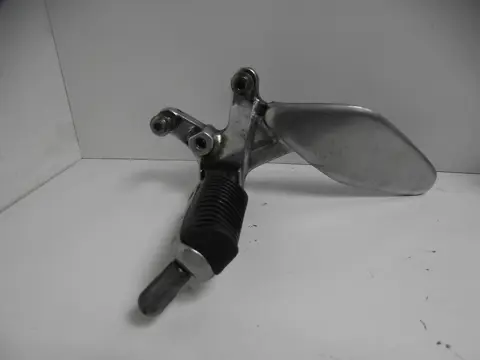 Main step holder left Yamaha YZF 1000 Thunderace 1995 - 2002