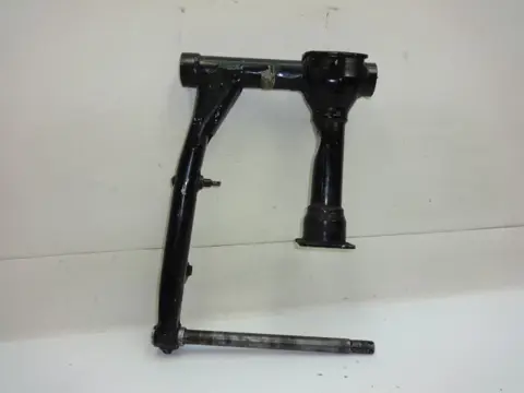 ACHTER BRUG Yamaha XS 750 1977 - 1979