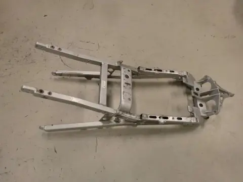 ACHTER SUBFRAME Yamaha FJR 1300 2001 - 2002 / 2003 - 2005
