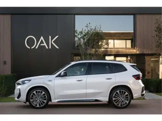 BMW X1 xDrive30e | M-Sport | Live Cockpit | Panorama | Leder | Memory | H&K | Head-Up | 20"LM | Mine