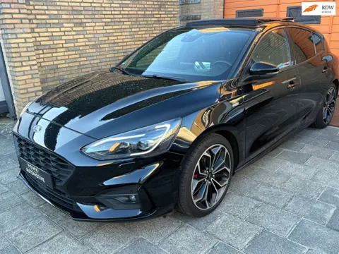 Ford Focus 1.0 EcoBoost ST Line Business / Full options! / Panorama dak!