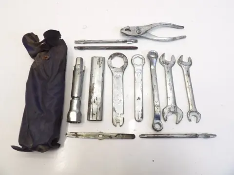 GEREEDSCHAPSET Honda TRANSALP 1987 - 1993