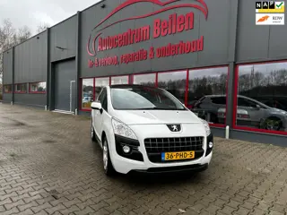 Peugeot 3008 1.6 VTi ST / Clima / Cruise / PDC / Trekhaak / Navi / Pano /