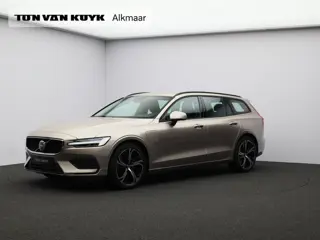 Volvo V60 T6 350PK Plug-in hybrid AWD Core Business Ed. / Stoel-, stuurwiel- & achterbankverwarming 
