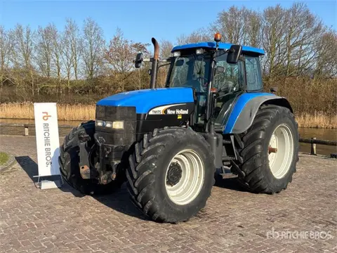 New Holland TM175 (bj 2003)