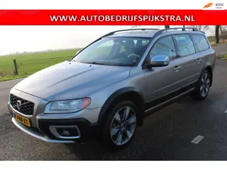 Volvo XC70 3.2 AUTOMAAT // AWD / LEER / TREKHAAK //