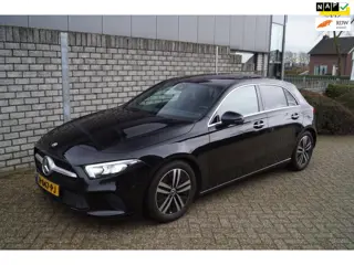 Mercedes-Benz A-klasse 200 Premium Plus Autom Panodak Leder Sportst Stoelverw Navi Camera Clima LED 